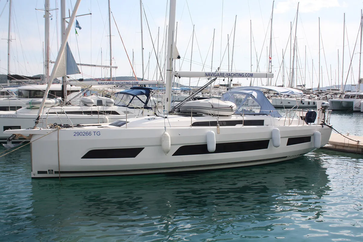 Dufour 41 Bild